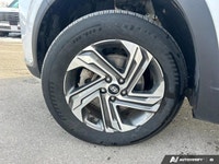 The advertised vehicle price is based on a promotional finance offer. Customers who purchase the veh... (image 8)