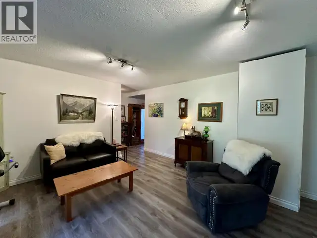 20193 FAREWELL CREEK ROAD Telkwa, British Columbia in Houses for Sale in Smithers - Image 8