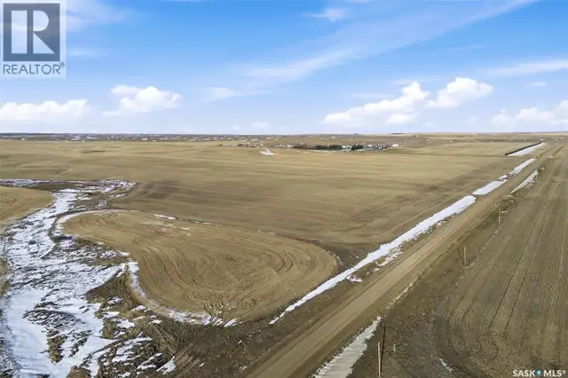 FARMLAND 1 OF 3 Glen Mcpherson Rm No. 46, Saskatchewan in Land for Sale in Swift Current - Image 3
