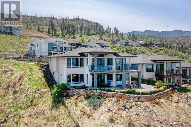 424 Trestle Ridge Drive, Kelowna, British Columbia in Houses for Sale in Penticton - Image 2