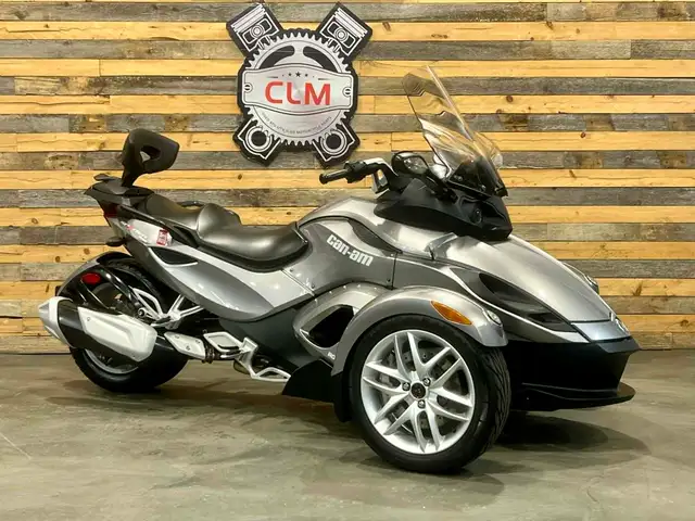 2013 BRP CAN-AM SPYDER RS SM-5 (MANUAL) + ONLY 30622 KM + WINDSH in Other in Ottawa - Image 4