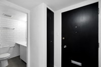 In the West End! If you're looking for Yaletown fit and finish with a West End English Bay view, the... (image 5)