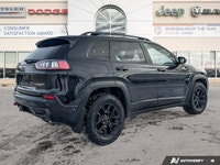 Leather | Remote Start | Adaptive Cruise Control | GPS | Active Noise Control System | Heated Seats... (image 5)