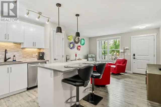 1007 Cranbrook Walk SE Calgary, Alberta62864759612547121