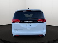 This 2026 CHRYSLER VOYAGER LX has the following options Caprice Leatherette Bucket Seats, Remote Sta... (image 4)
