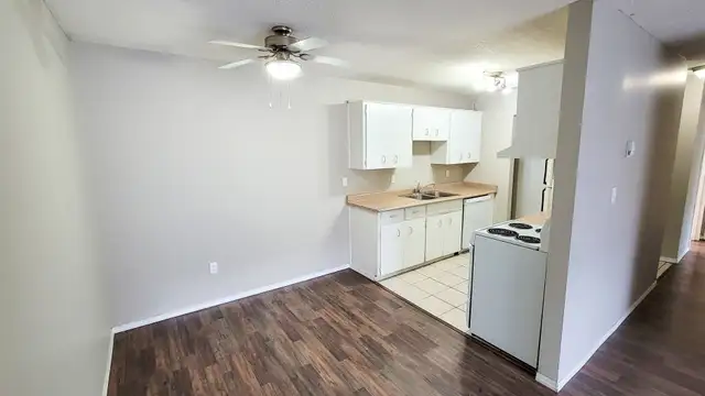 Clearbrook Apartment For Rent | Dahlstrom Manor Apartments in Long Term Rentals in Abbotsford - Image 14