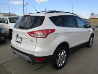 Thanks for viewing our South View Motors Inventory! 2015 Ford Escape SE 4WD, fully loaded with Leath... (image 6)