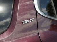 2017 GMC Acadia SLT AWD Comfortable, capable, and family-friendly this 2017 GMC Acadia SLT AWD bring... (image 8)