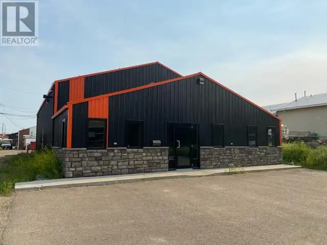 10215-10219 95 AVENUE Fort St. John, British Columbia in Commercial & Office Space for Rent in Fort St. John - Image 2