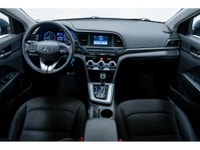 Bienvenue dans le monde de l'élégance et de la performance automobile avec la Hyundai Elantra 2020.... (image 1)