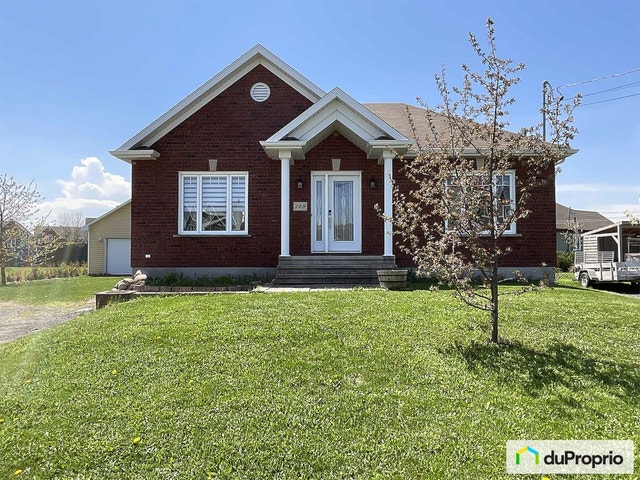 $405,000 - Bungalow for sale in Laurier-Station — photo 1