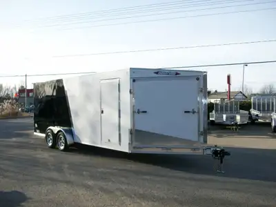 Remorque motoneige neuve aluminium fabriquer au Canada 7' x 25' avec V-nose de 5' avec rampe 2 essie...