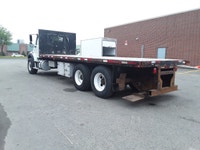 2018 Freightliner M2 112 Ryder Stock ID: 745713 Transmission Type/Speed: AUTO 5 Engine: DIESEL DD13'... (image 7)