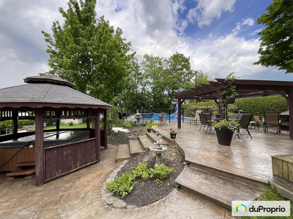 $535,000 - 2 Storey for sale in Plessisville — photo 2