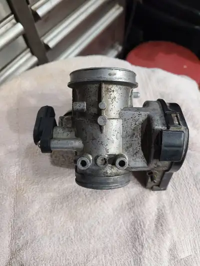 Arctic Cat 700 complete throttle body with all sensors and injector. New TPS. Asking $200