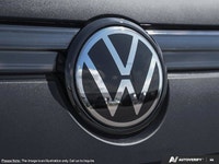 This Volkswagen Tiguan delivers a Intercooled Turbo Regular Unleaded I-4 2.0 L/121 engine powering t... (image 6)