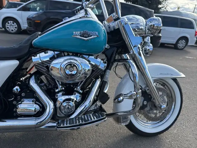 2014 Harley-Davidson Road King ~ FISH TAILS ~ 103CI ~ SPEAKER LI in Sport Touring in City of Toronto - Image 28