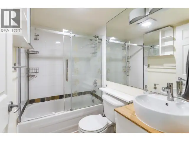 1401 1420 W GEORGIA STREET Vancouver, British Columbia in Condos for Sale in Vancouver - Image 13