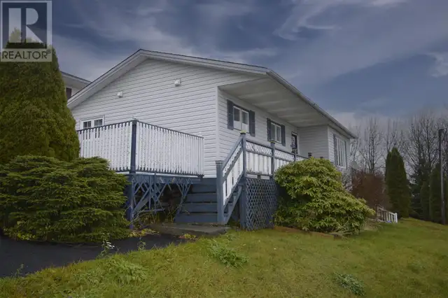 32 Bunker Hill Carbonear, Newfoundland & Labrador in Houses for Sale in St. John's - Image 4