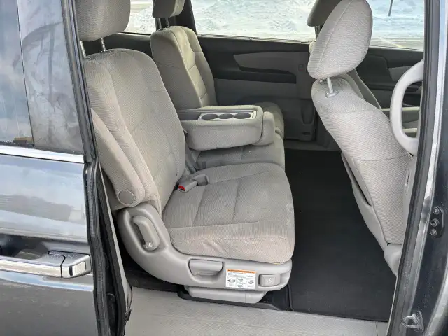 2013 Honda Odyssey EX in Cars & Trucks in City of Toronto - Image 4