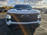 2024 Chevrolet Silverado 1500 LT Trail Boss with only 24,721 km. Clean history with no accidents See... (image 2)