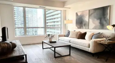 Price: $699,000 / $2,652/mo The Fabulous P&A Condos. Two bedrooms plus den condo with 2 washrooms lo...