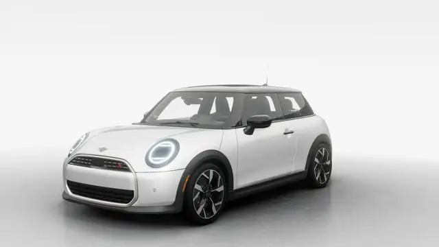 2025 MINI 3 Door Cooper S | Premier + | Volant sport en cuir in Cars & Trucks in City of Montréal - Image 2