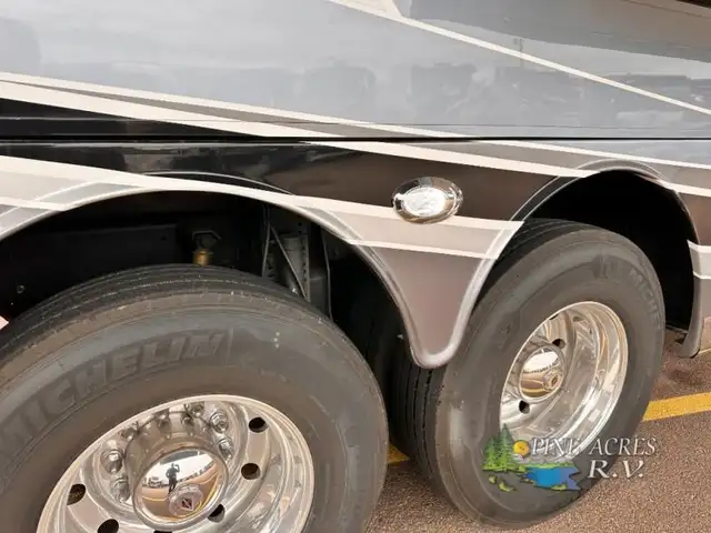 2024 Entegra Coach Anthem 44D 450 h.p. / 1250 ft-Lbs of Torque in RVs & Motorhomes in Moncton - Image 71
