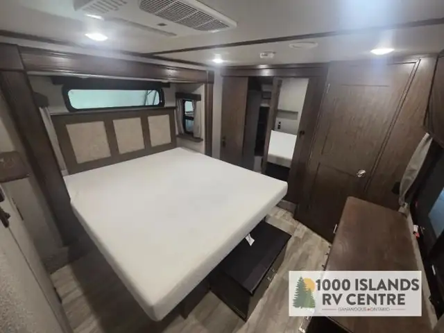 2020 Grand Design Solitude 390RK in Travel Trailers & Campers in Kingston - Image 10
