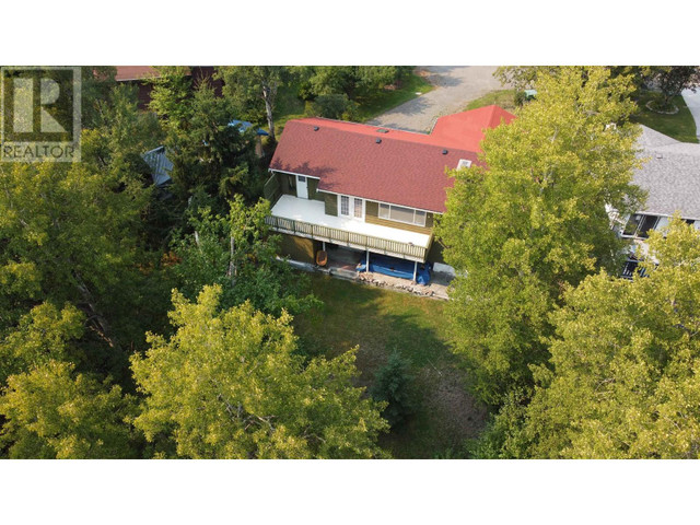 460 BIRCH PLACE 100 Mile House, British Columbia in Houses for Sale in 100 Mile House - Image 2