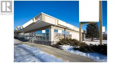 Amazing Location in Red Deer, Fully Renovated and Ready to start your business. This is set up for a...