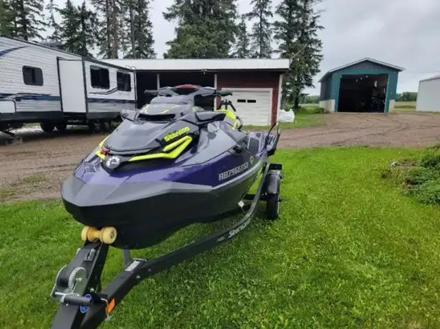 2022 SEADOO RXTX 300 (FINANCING AVAILABLE) in Personal Watercraft in Strathcona County - Image 3