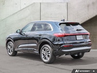 This 2025 Audi Q5 Technik quattro comes loaded with the features today's buyers are searching for, i... (image 2)