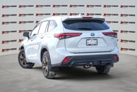 Experience the perfect blend of fuel-efficiency and family versatility with the 2022 Toyota Highland... (image 2)