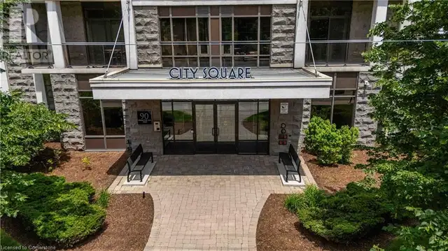 90 CHARLTON AVENUE WEST Unit# 409 Hamilton, Ontario628637877338901223