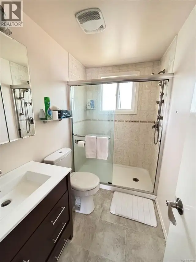 419 Golden Hinde Pl Gold River, British Columbia in Houses for Sale in Campbell River - Image 14