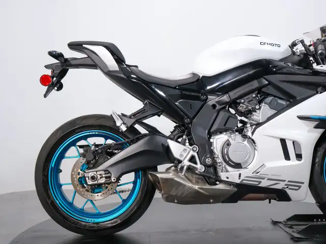 2025 CFMOTO 675SS in Street, Cruisers & Choppers in Kelowna - Image 11