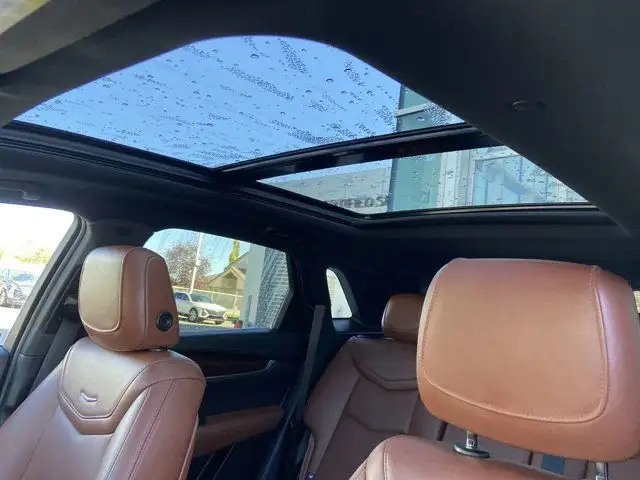 2022 Cadillac XT5 Premium Luxury in Cars & Trucks in Calgary - Image 31