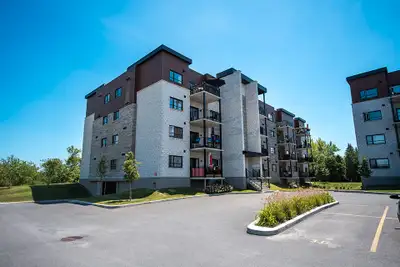 Spacieux 4 ½ à louer – Delson, rue Principale
