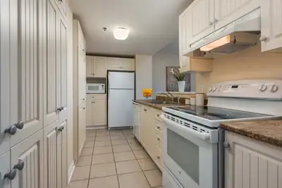 4-1/2 à Louer à Côte Saint-Luc | 2 Bedroom for Rent