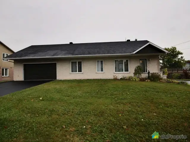 $875,000 - Bungalow for sale in St-Henri-de-Levis in Houses for Sale in Québec City - Image 2