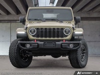 This Jeep Wrangler delivers a Regular Unleaded V-6 3.6 L/220 engine powering this Automatic transmis... (image 1)