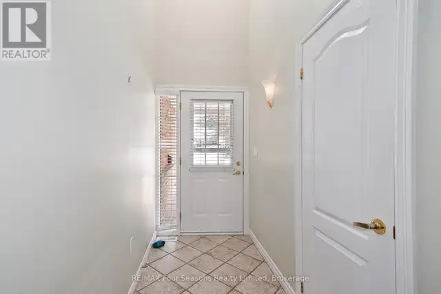4 - 275 HURON STREET Clearview (Stayner), Ontario in Houses for Sale in Oakville / Halton Region - Image 8