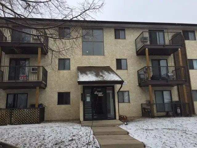 Bachelor suite available now! $250 off of the first months rent!63672036794497121