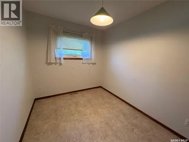 86 1st STREET SW Wadena, Saskatchewan in Houses for Sale in Saskatoon - Image 10