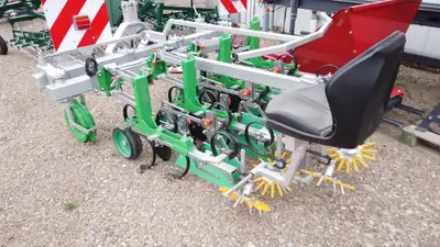 Welcome to PGS Equipment Ltd. 3 row garlic planting scheme Call 403-223-5380 for more information.