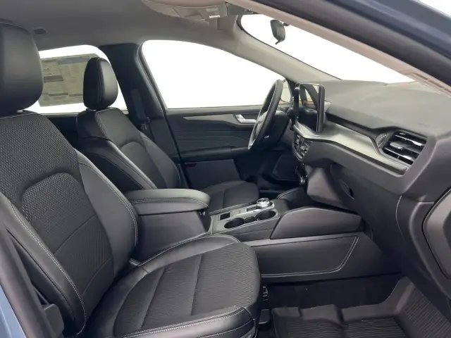 2025 Ford Escape in Cars & Trucks in Revelstoke - Image 16