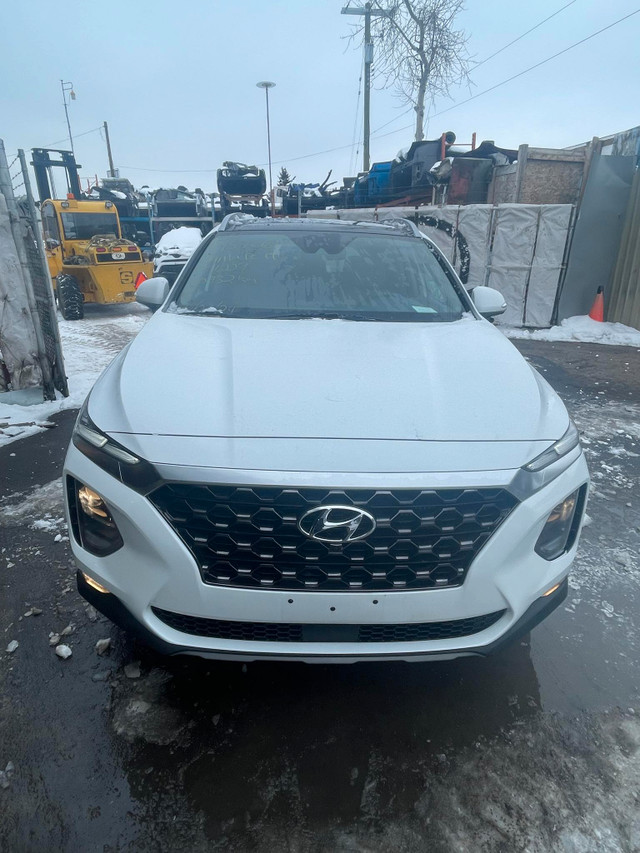 2019 Hyundai Santa Fe for PARTS ONLY in Auto Body Parts in Calgary