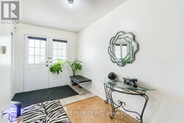 193 Roxbury Street Markham (Rouge River Estates), Ontario, photo 4 of 4
