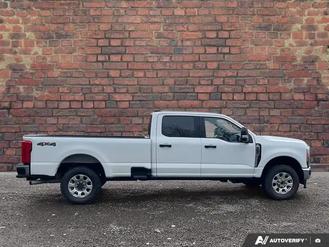 2023 Ford Super Duty F-250 SRW XLT | 7.3L Godzilla V8 Power + in Cars & Trucks in Dartmouth - Image 7